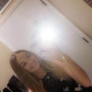 Meet your Posher, Victoria